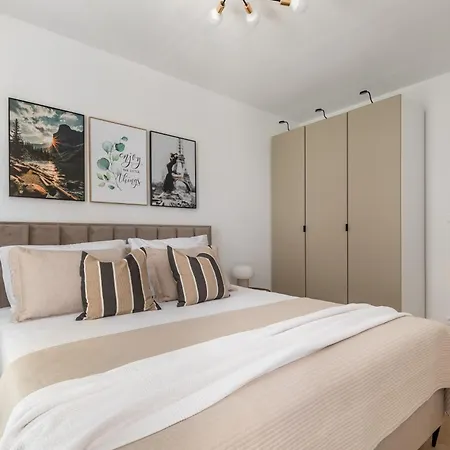 Boutique Soft Tones With Balcony And Secured Garage